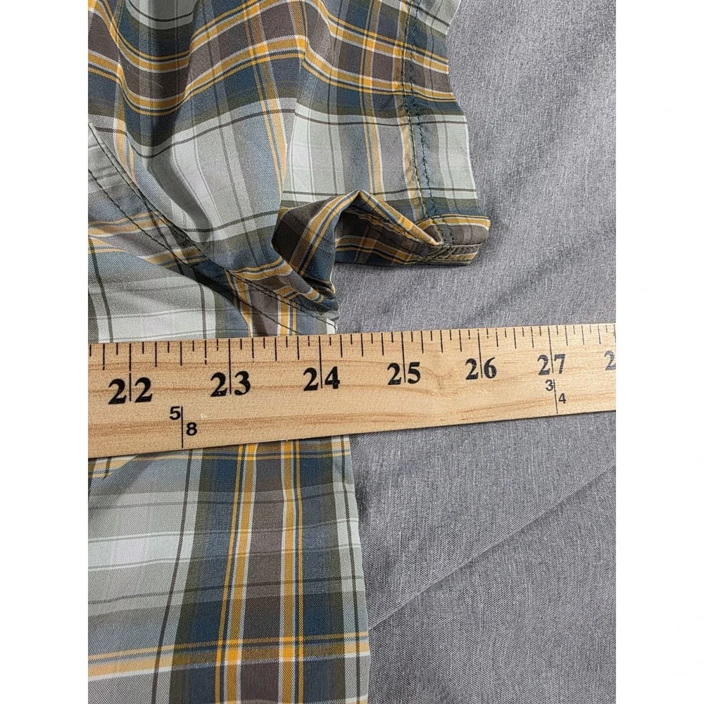 The North Face‎ Shirt Mens Large Sage Green Plaid S/S Hiking, Fishing, Camping